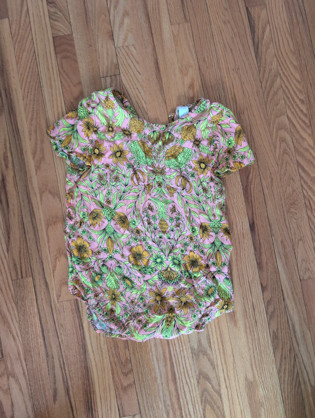 H and M Floral T-Shirt 🏆
