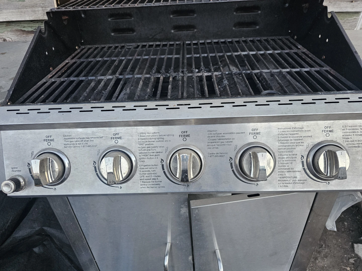 Broil King Propane BBQ Grill with Side Burner - photo 3
