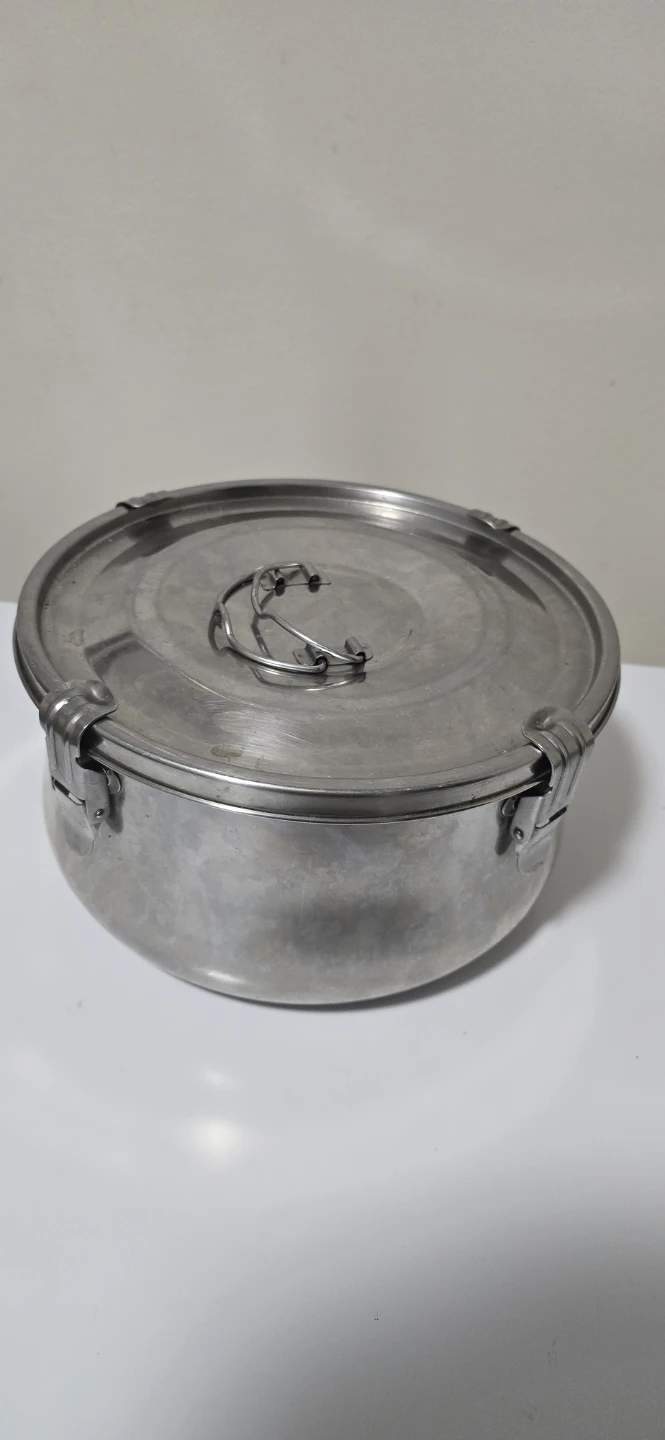 Stainless Steel Pot with Lid