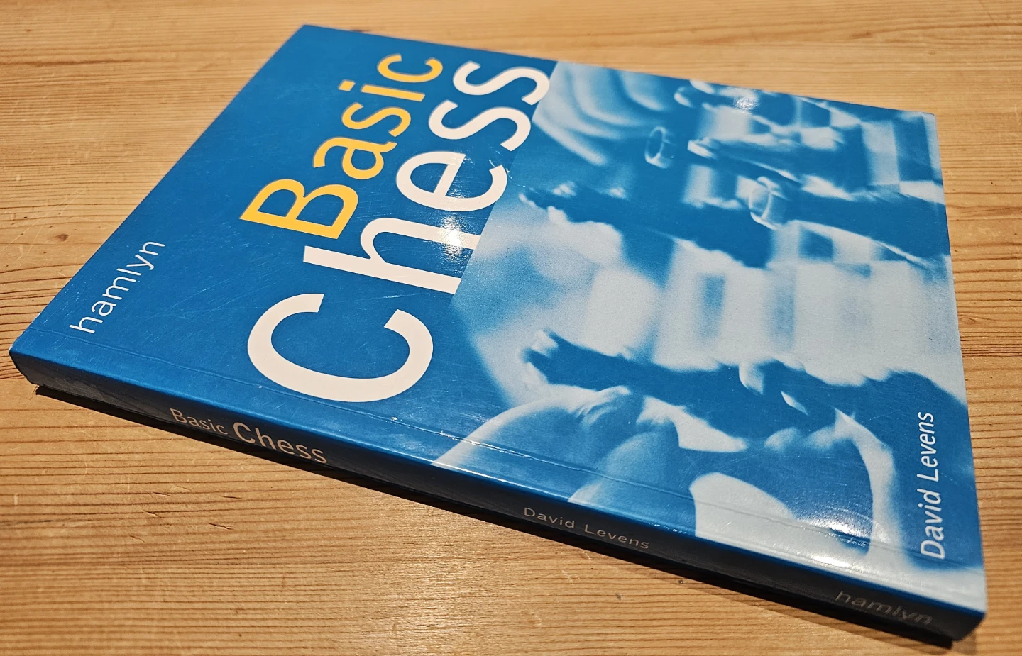Basic Chess Book by David Levens and Hamlyn - photo 3