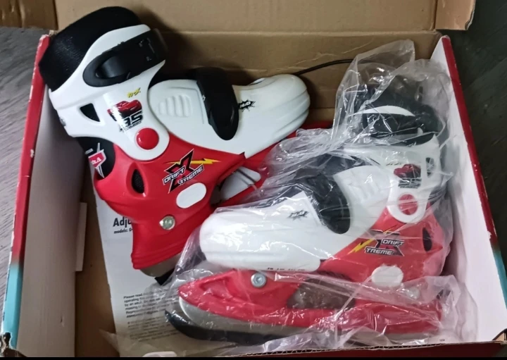🏆Winter Drift Xtreme Adjustable Skates