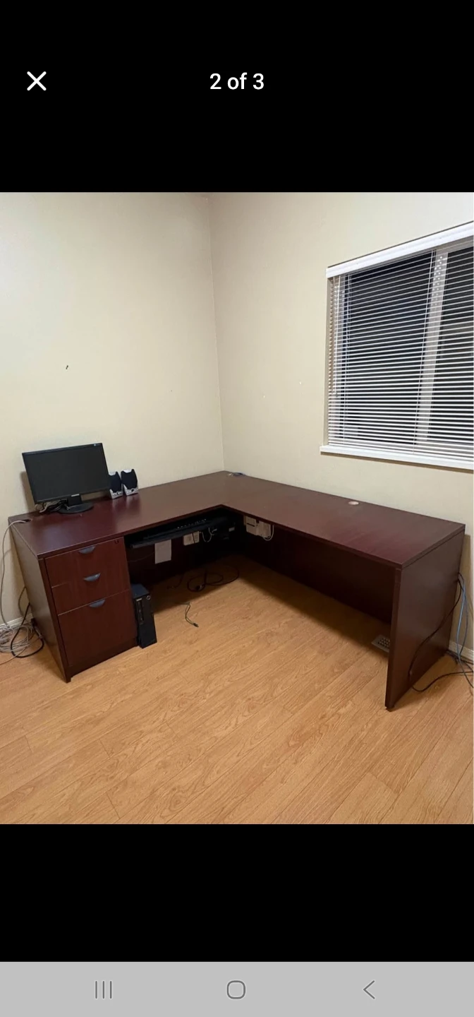 L-Shaped Office Desk - photo 4
