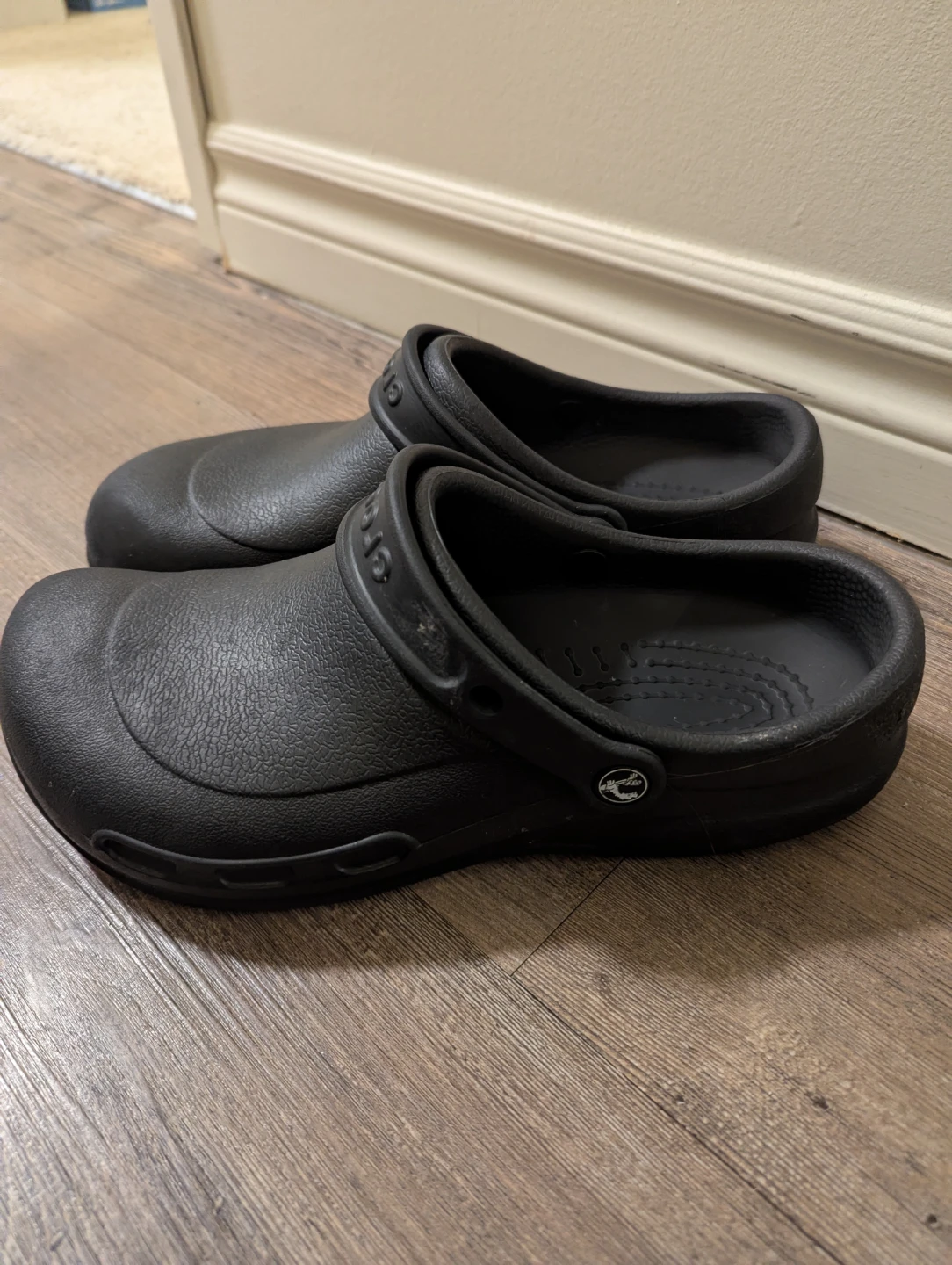 Black Crocs Work Shoes Size 10/12 - photo 2