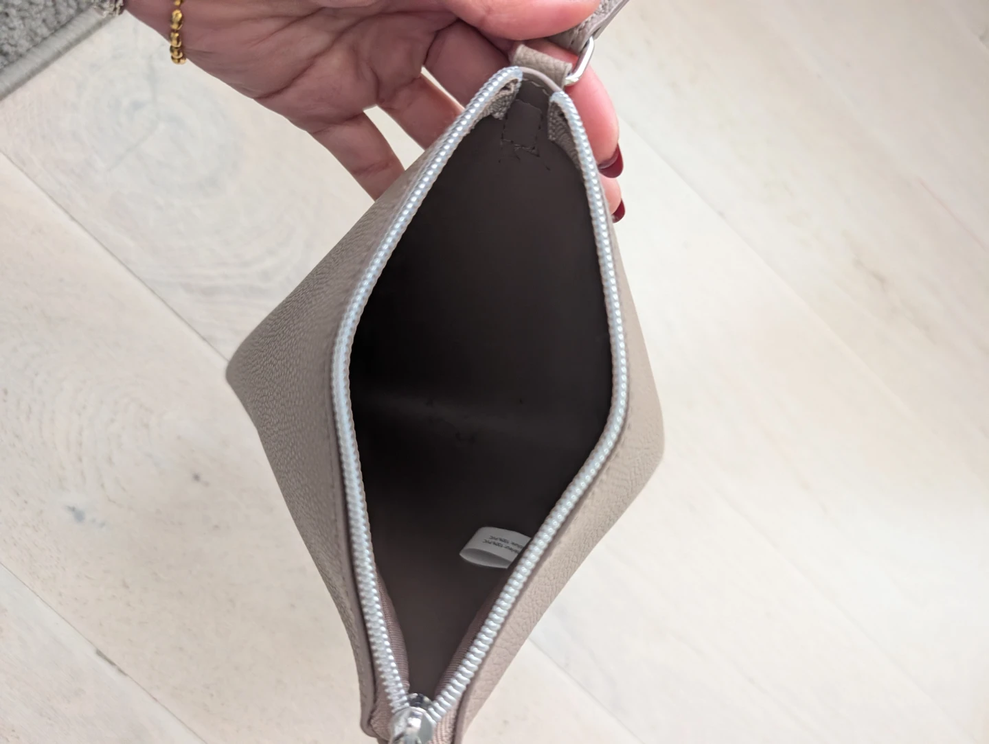 Grey Faux Leather Triangle Clutch Wristlet - photo 3