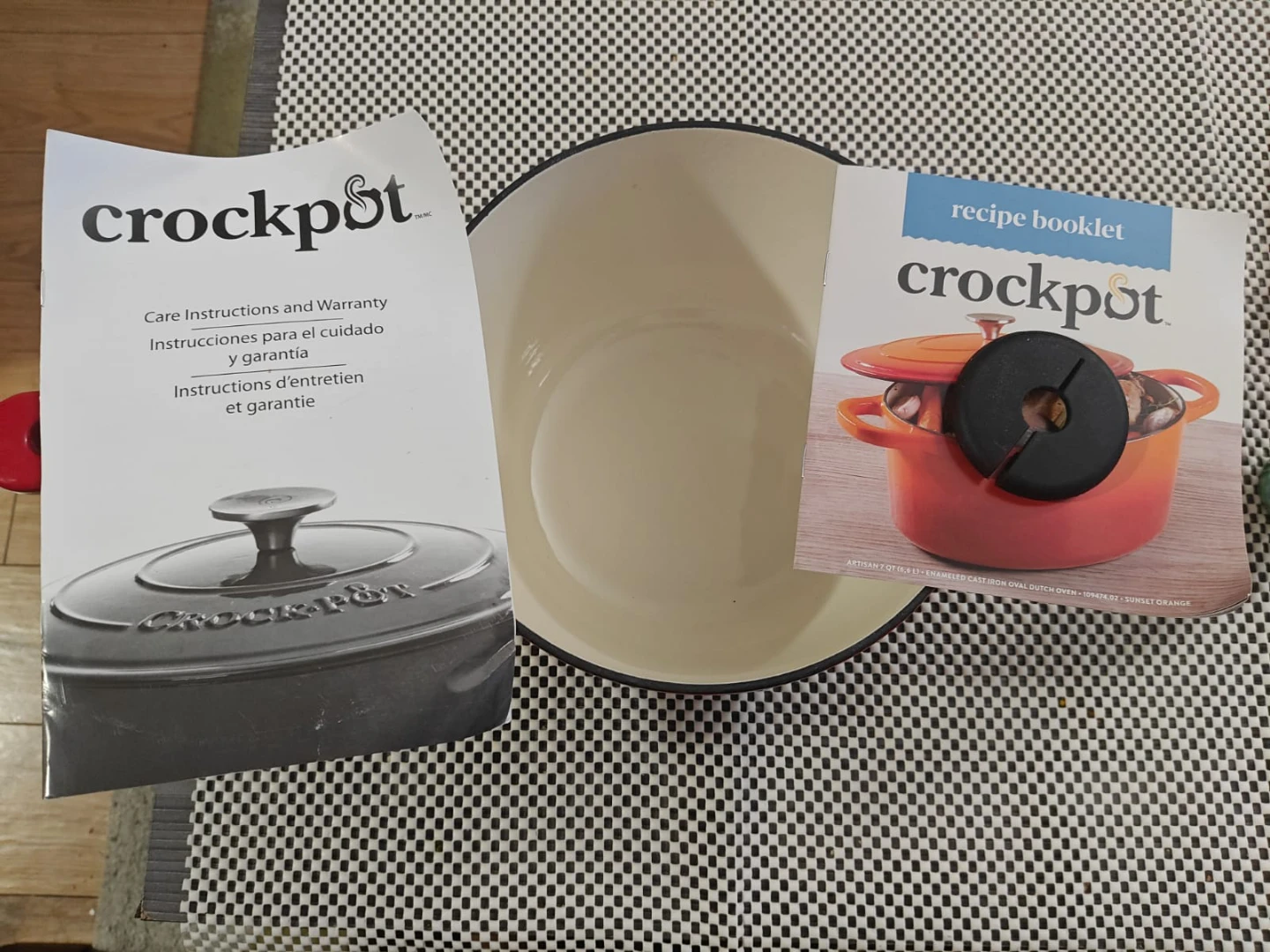 Crockpot 3qt Enameled Cast Iron Saucepan Brand New - photo 2