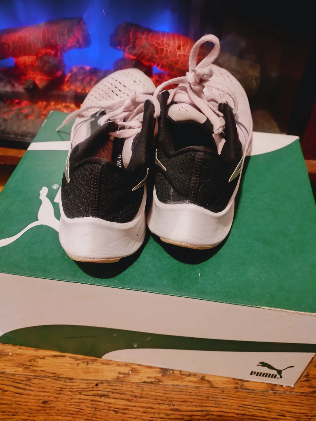 Nike Pegasus 38 Running Shoes size 3Y used - photo 3