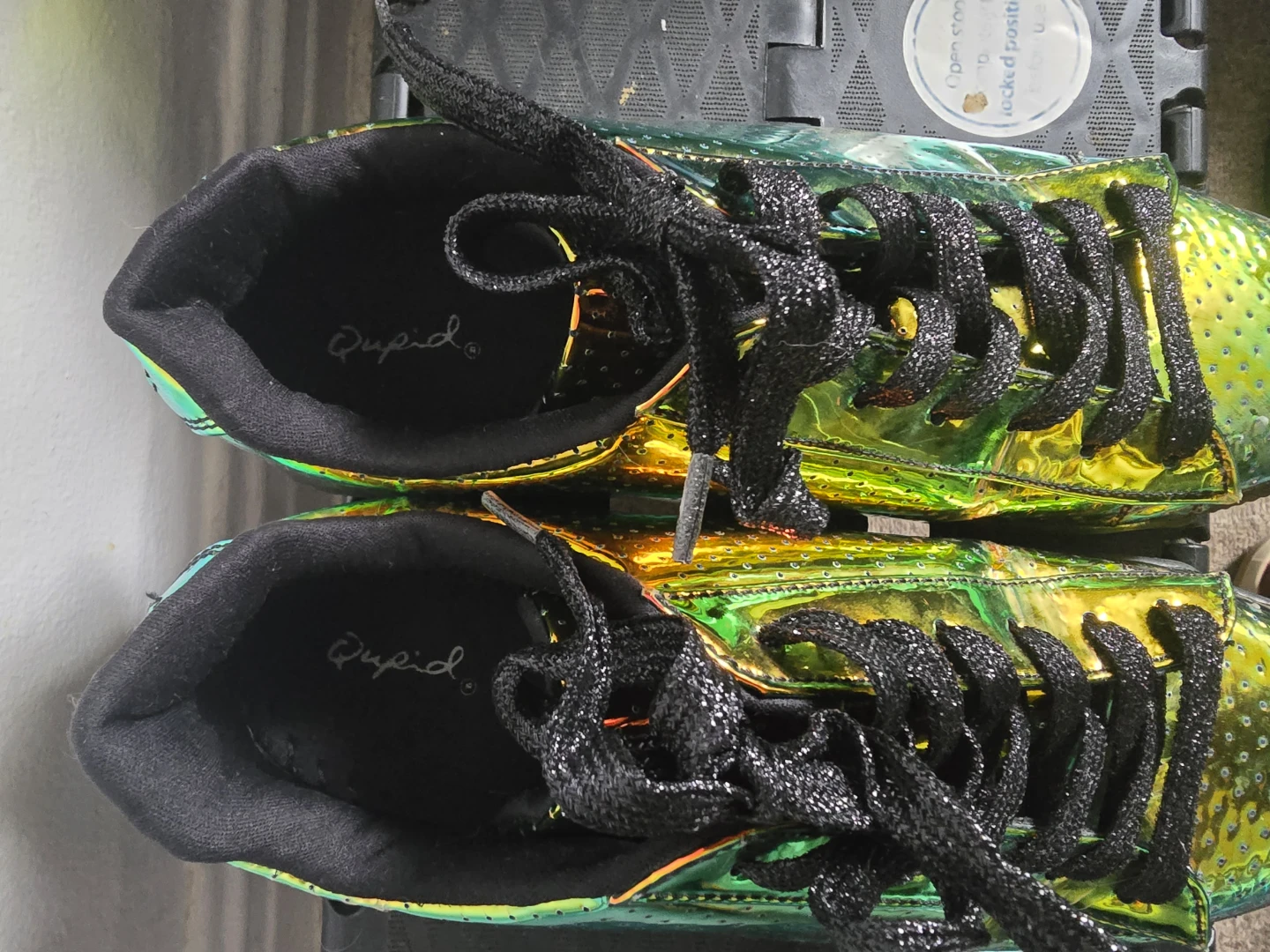 Polorized color gym shoes Size 8 - photo 3