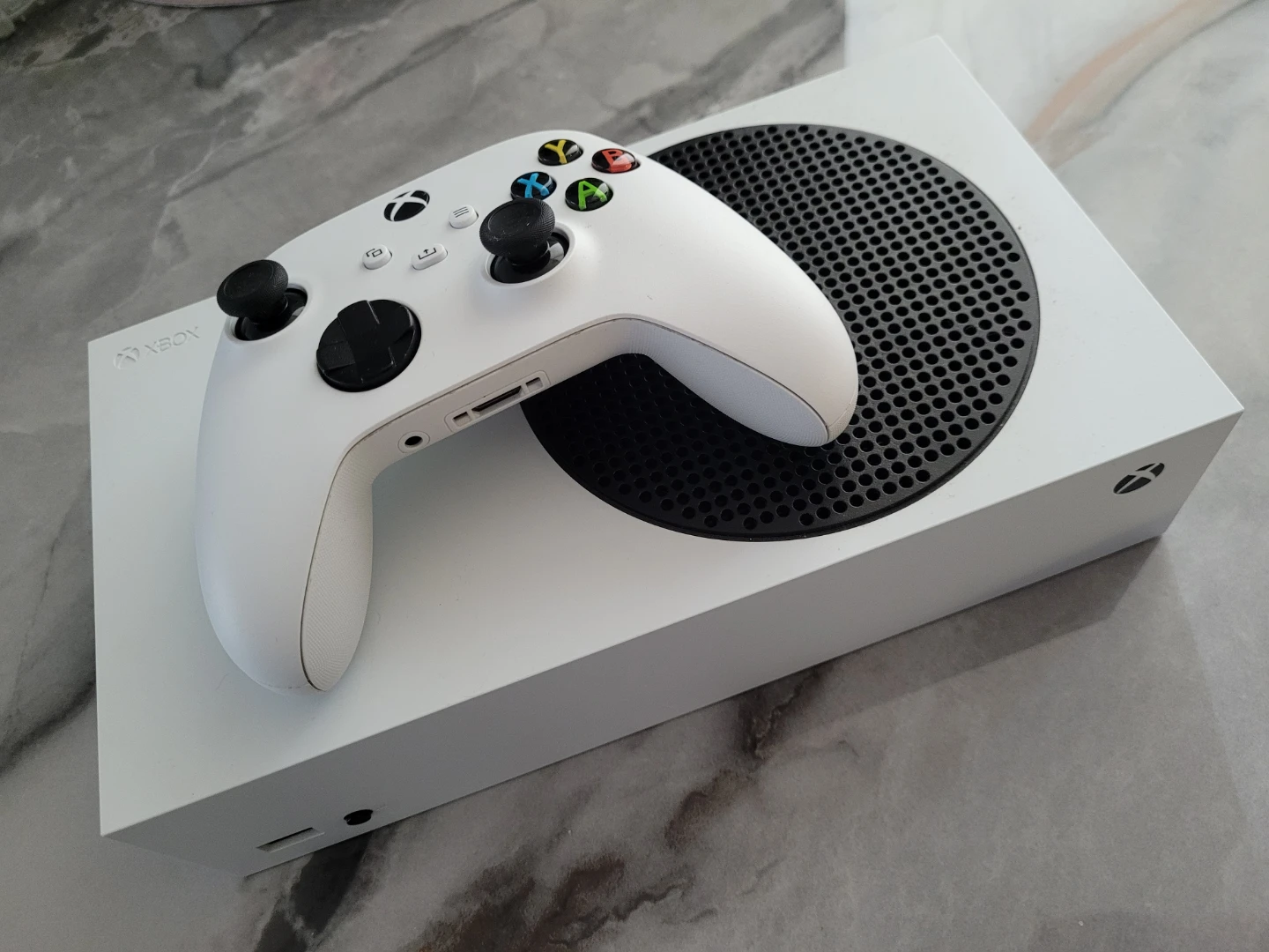 Xbox Series S Console with White Controller 512GB - photo 2