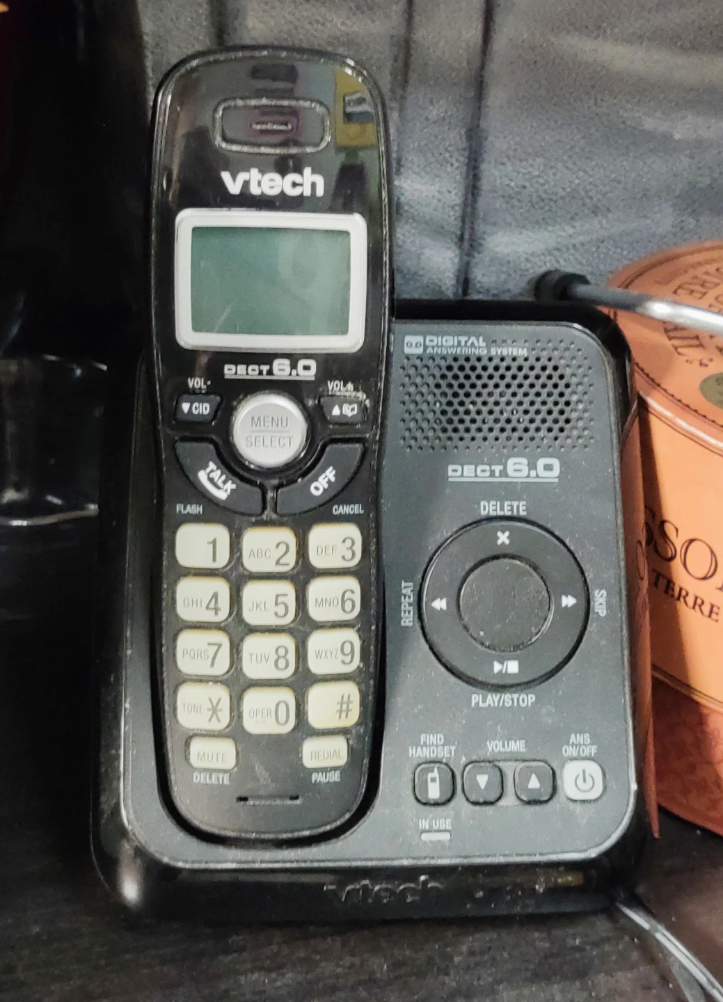 VTech DECT 6.0 Cordless Phone with Answering System 🧡