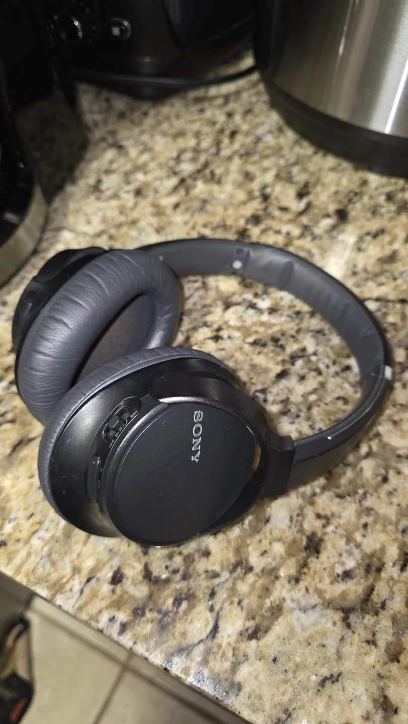Sony Wireless wh ch 710 Headphones - photo 3