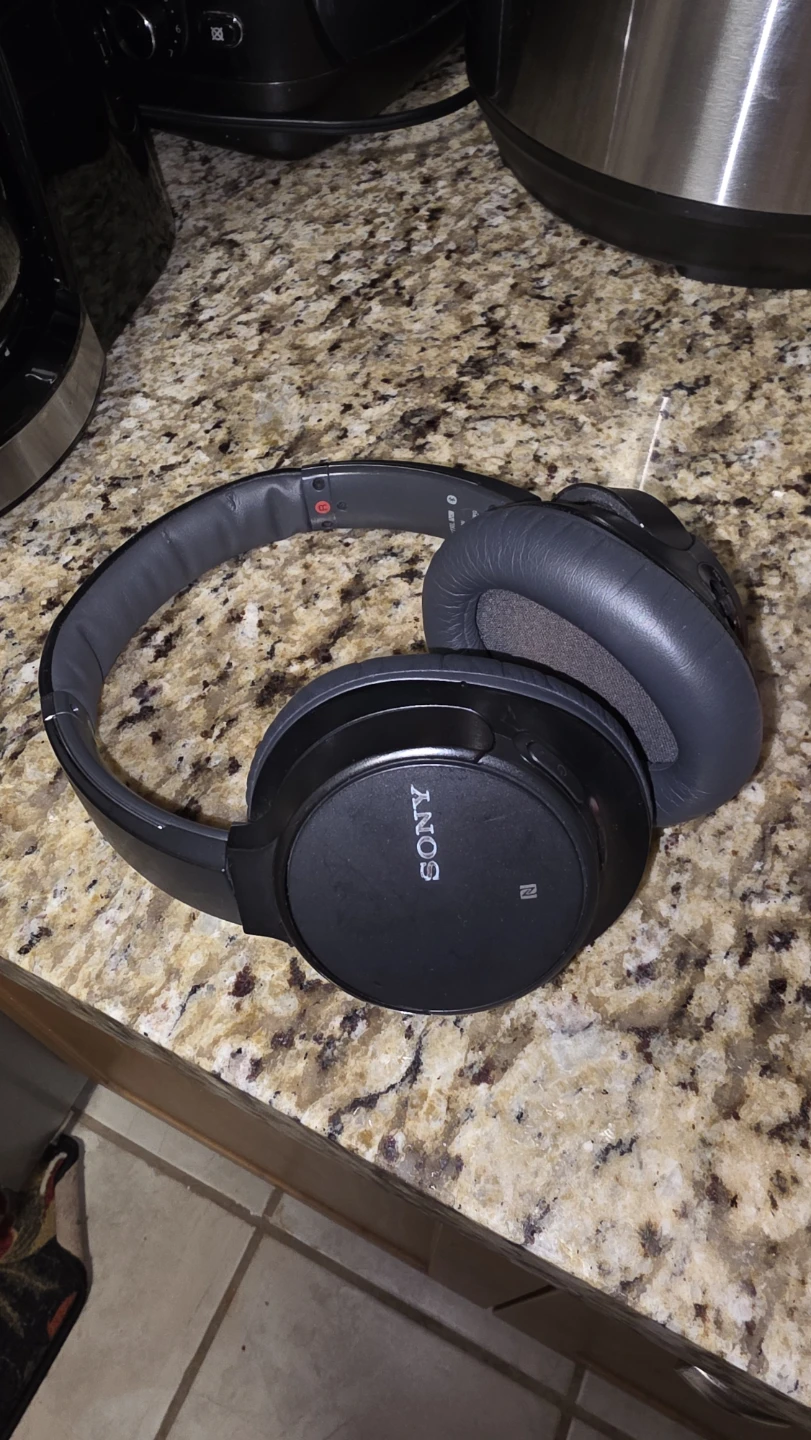 Sony Wireless wh ch 710 Headphones - photo 4