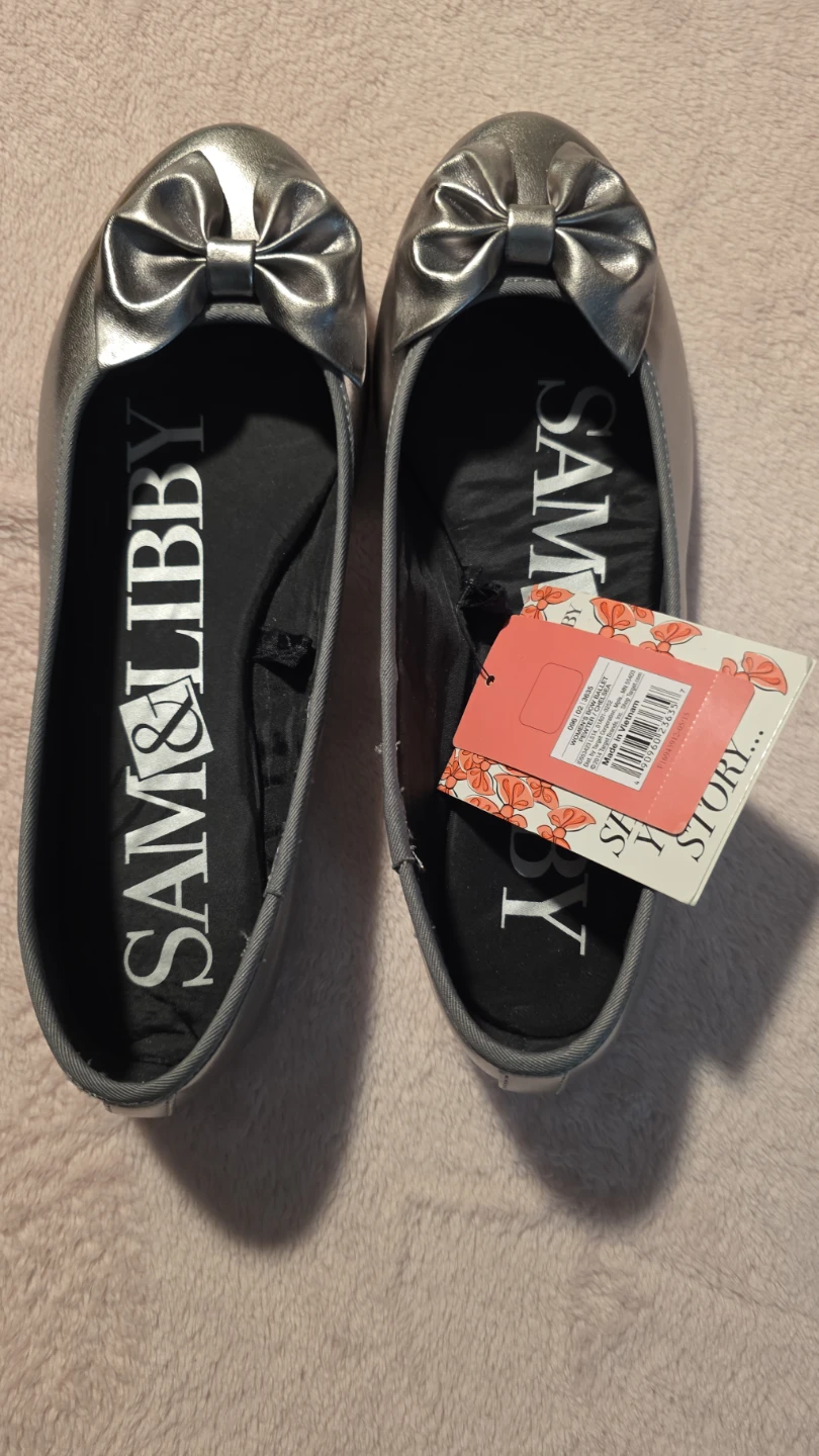 Sam & Libby Silver Ballet Flats with Bow--fixed price!