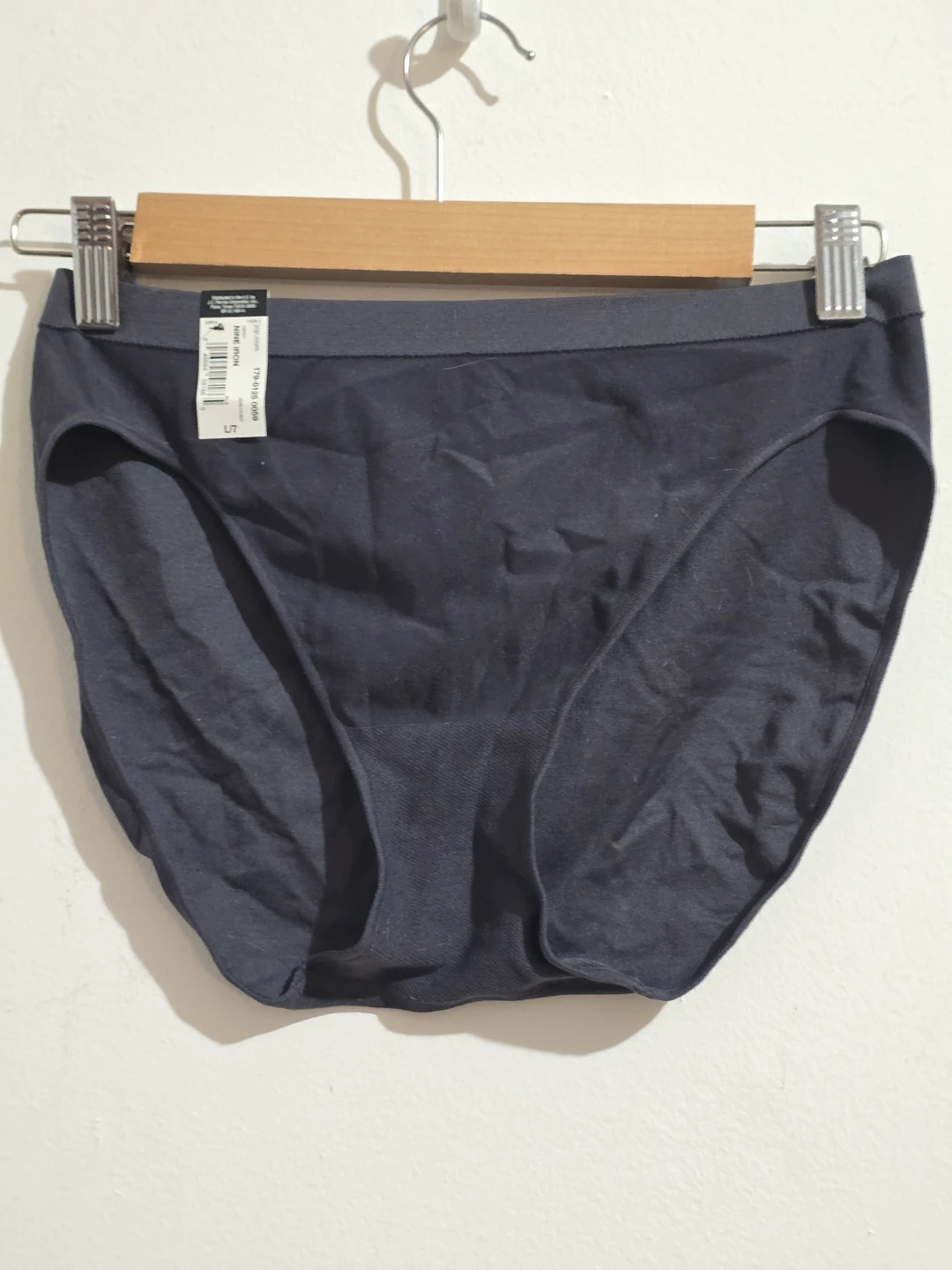 Ambrielle Women's Panties Size L/7