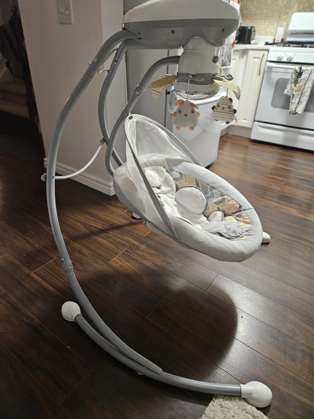 Fisher-Price Sweet Snugapuppy Dreams Cradle 'n Swing - photo 4