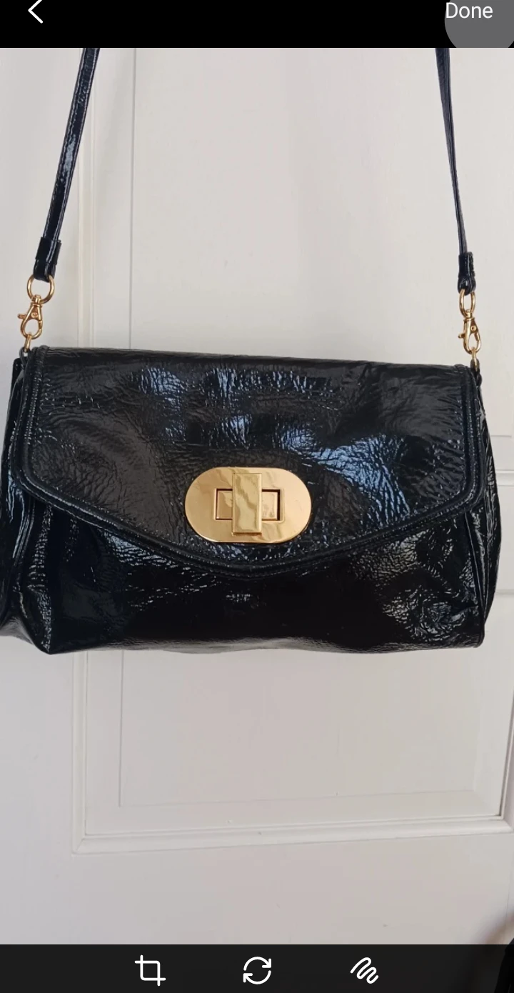 BADGLEY MISCHKA Black Patent Leather Crossbody Handbag - photo 2