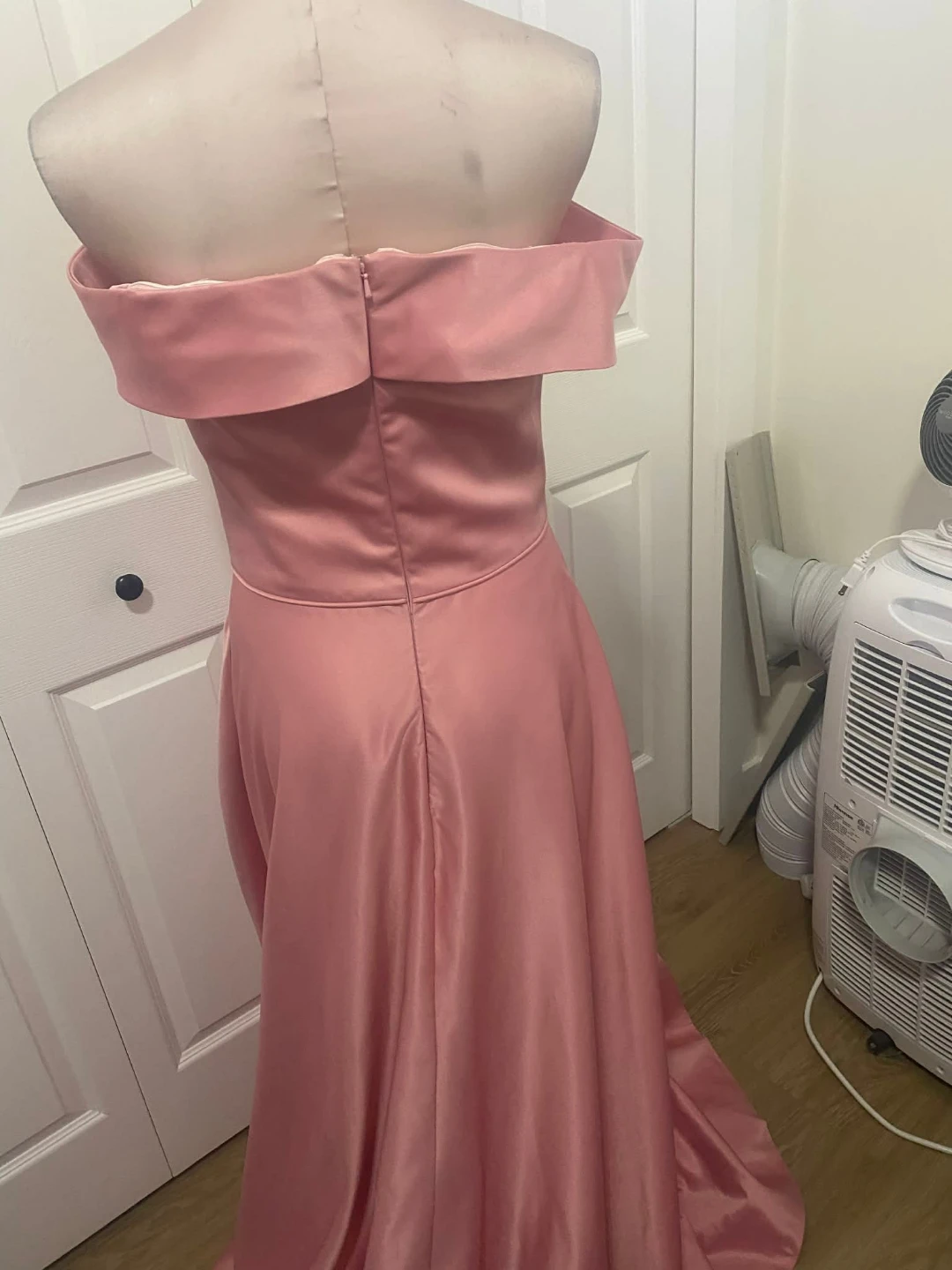 Flair New York Pink dress Size 8 - photo 4