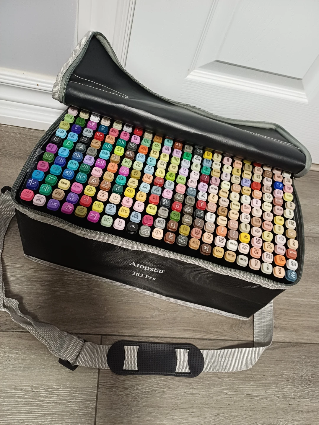 Atopstar Marker Set - 262 Pieces - photo 3