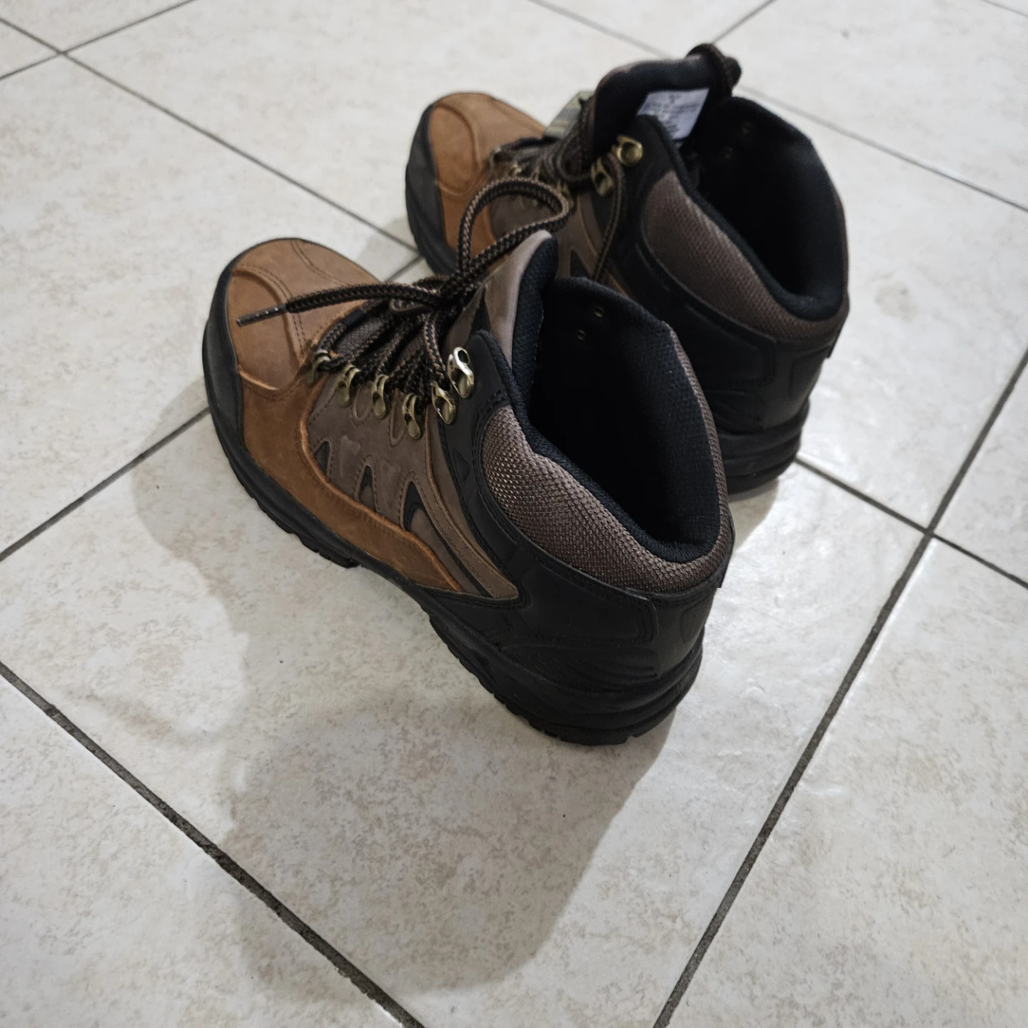 Men's Brown & Black Hiking Boots size9 - photo 2