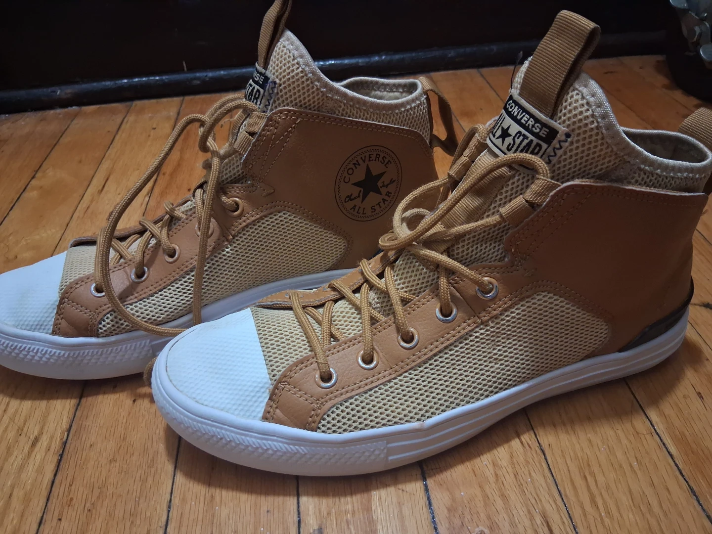 Converse All Star High Top Sneakers Tan/Brown