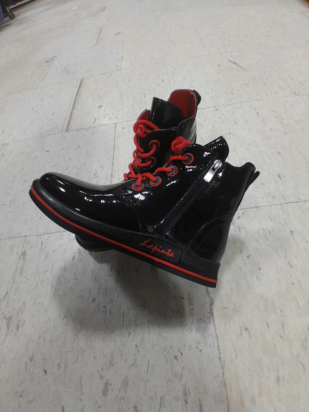 La Pinta Original   Boots with Red Accents size 6.5 - photo 4