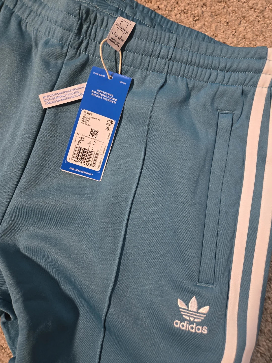BNWT Adidas Track Pants women's size large - photo 3