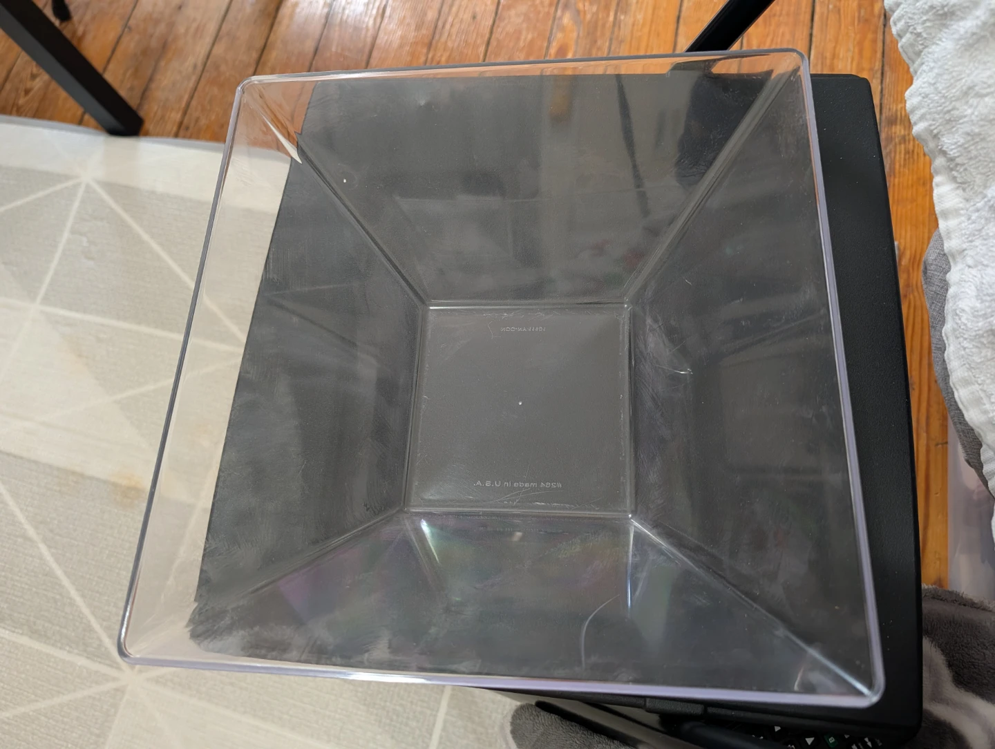 Clear Square Serving Bowl🥕