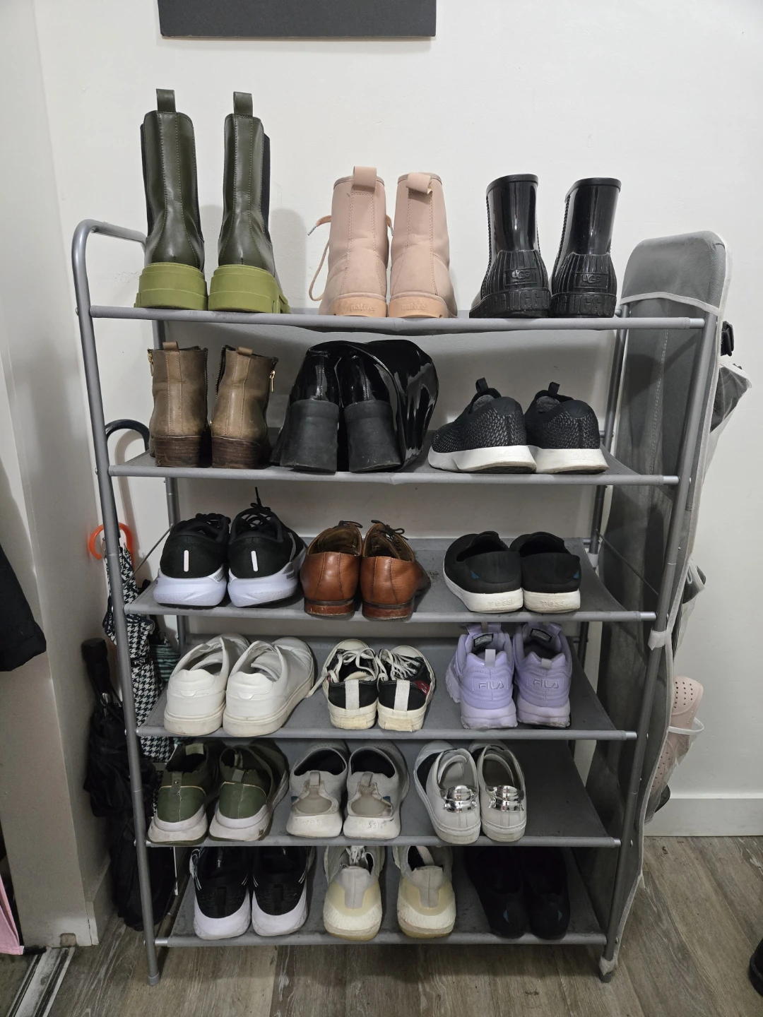 Assembled shoe rack - photo 3