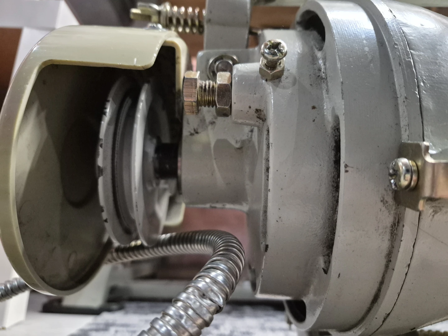 Reliable 1/2 HP Industrial Sewing Machine Clutch Motor - photo 2