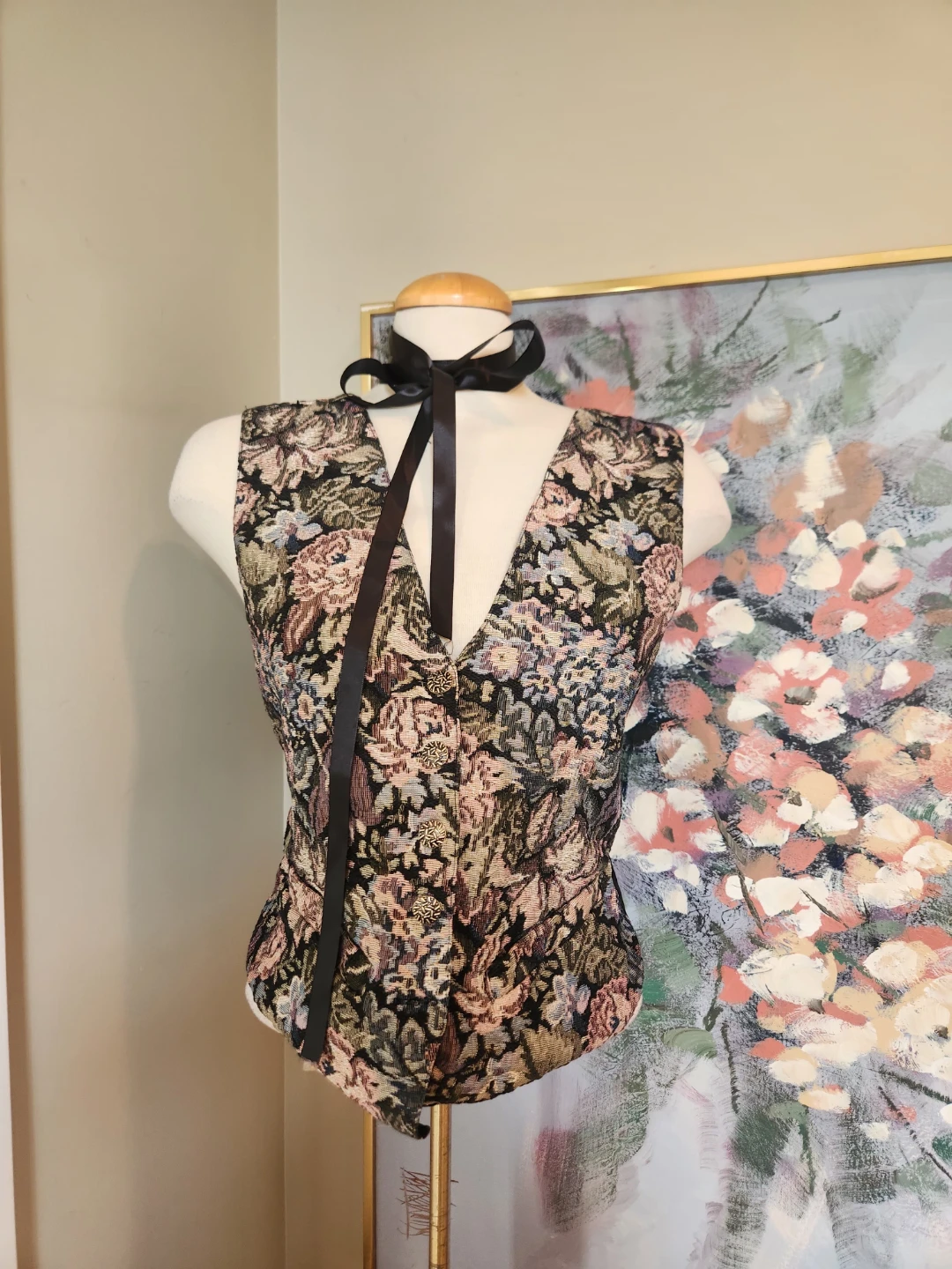 Women's Floral Tapestry Vest 1980's VINTAGE FIND - photo 3