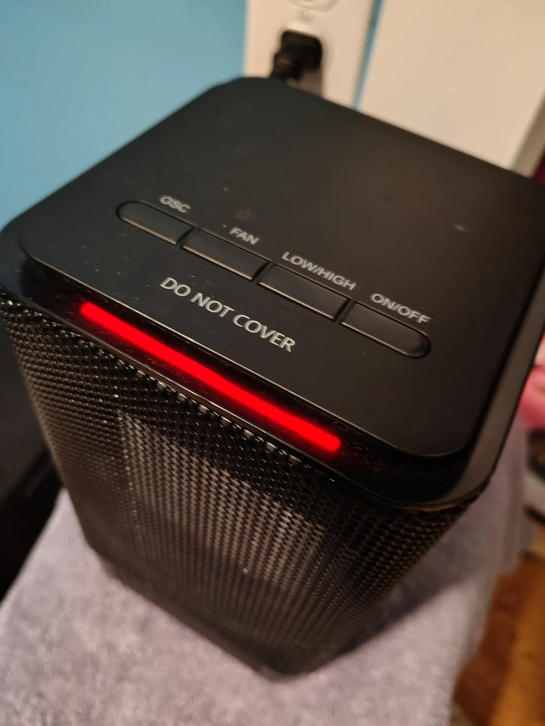 Compact Full Featured Ceramic Space Heater 1500W - photo 3