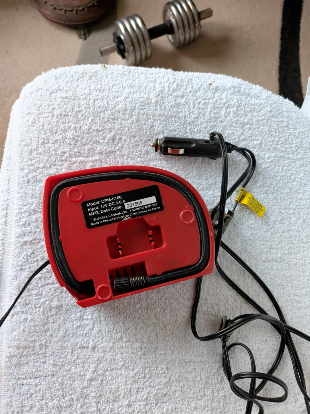 Motortrend Red 12V DC Air Compressor