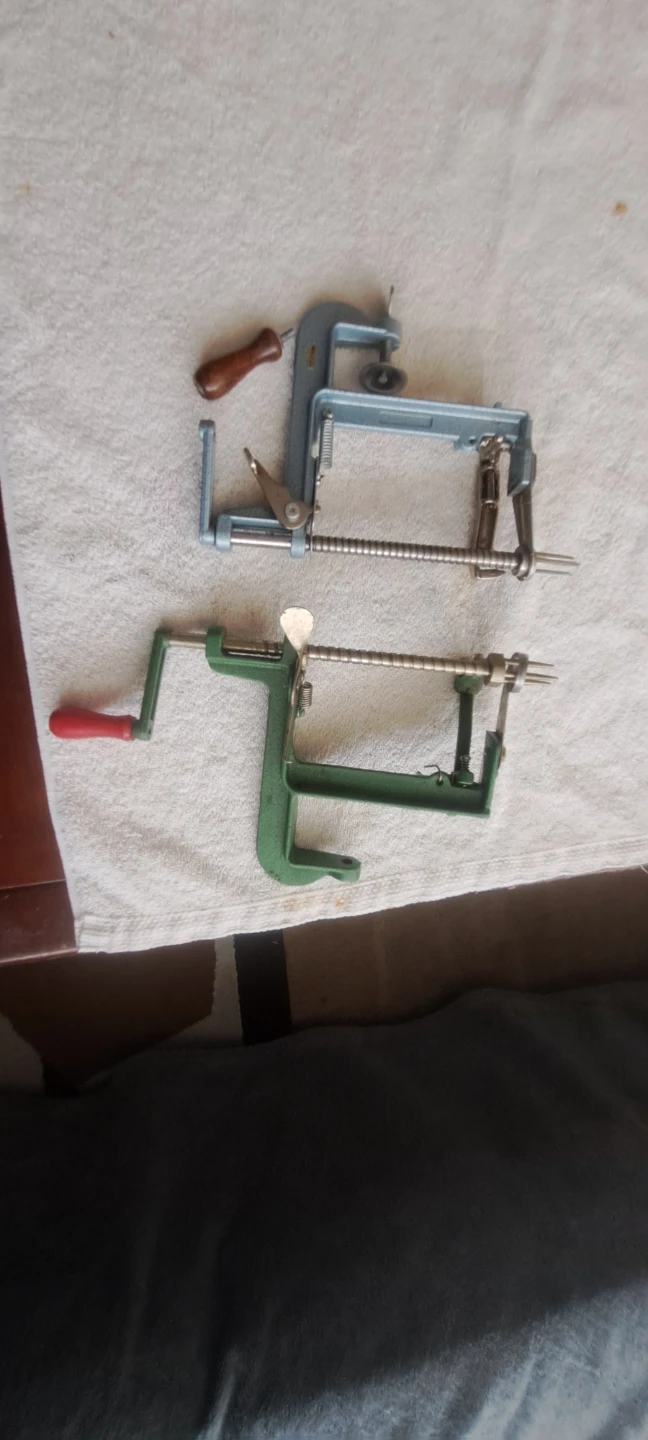 Apple Peeler Slicer & Corer - 2 pcs