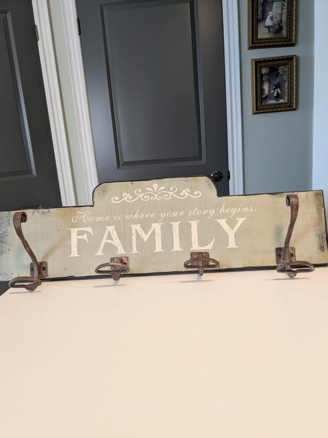 Decorative FAMILY Wall Hook Sign