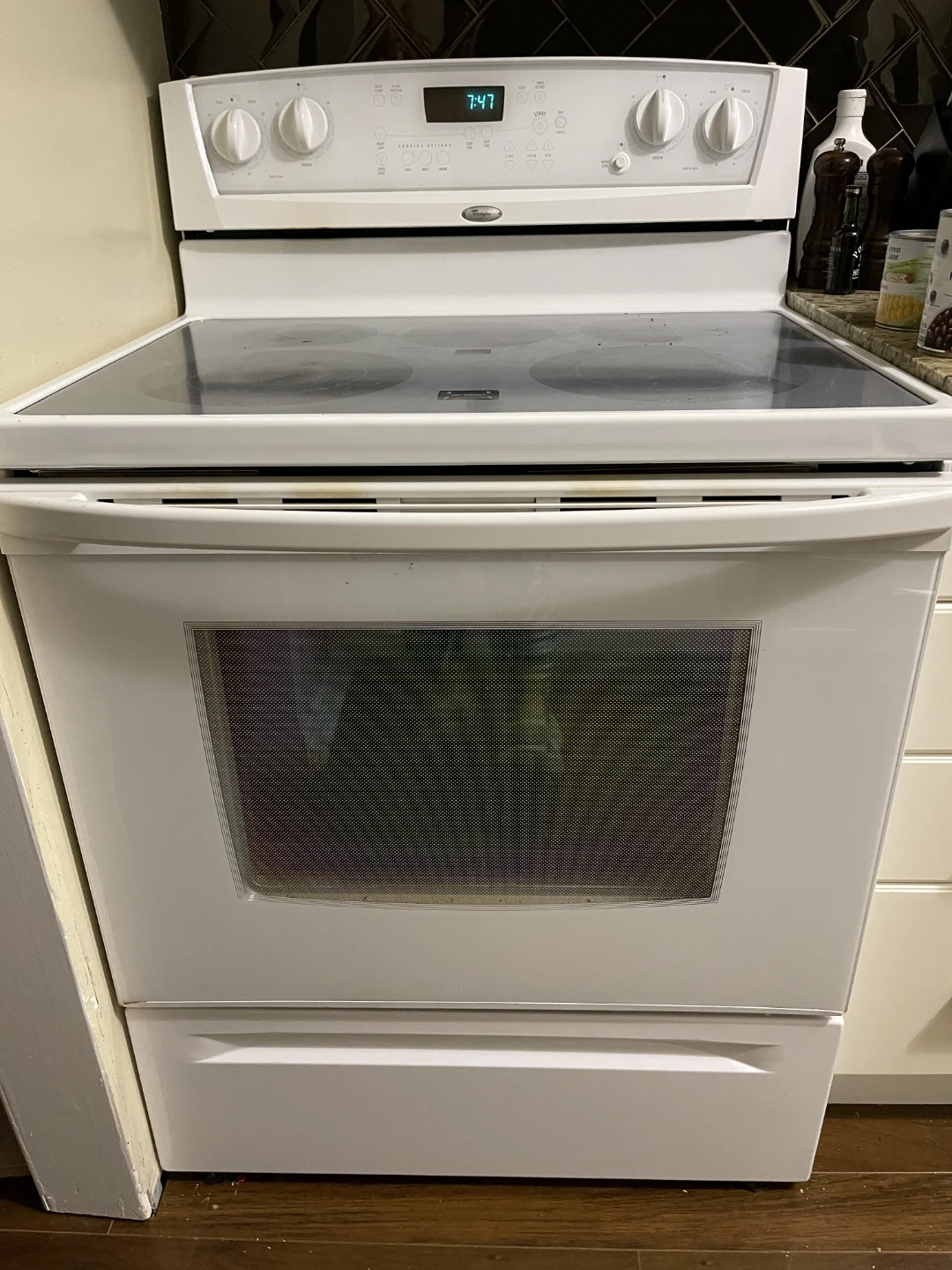 Whirlpool Electric Range with Smooth Top - photo 2