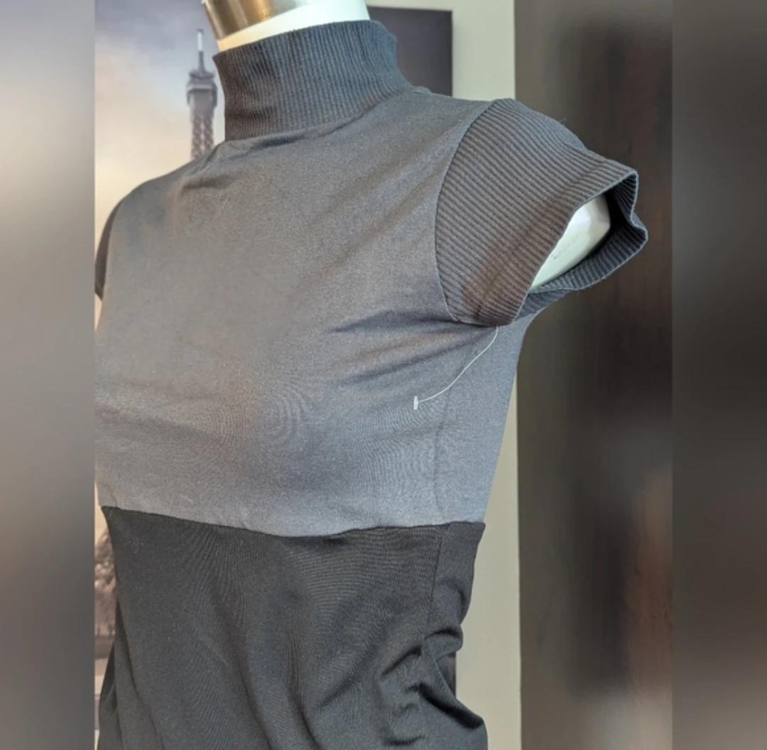 Women's Grey and Black Turtleneck Top - photo 2