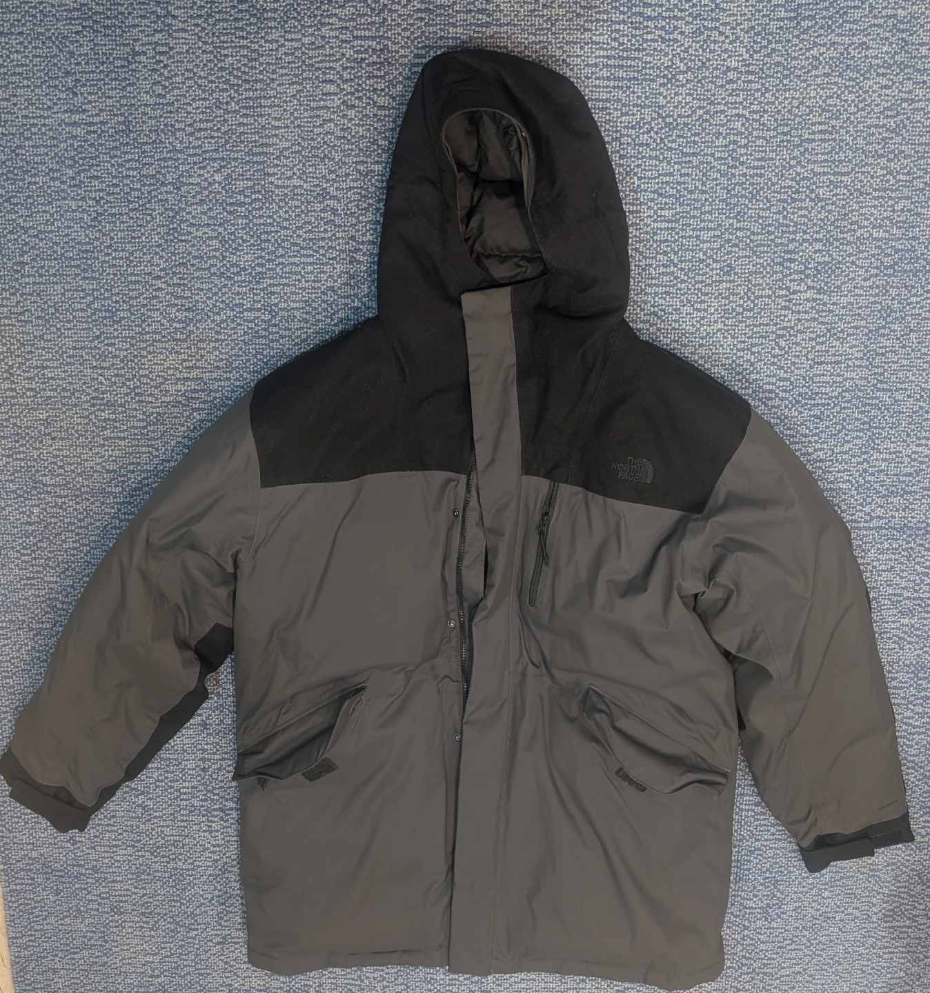 The North Face McMurdo Parka - XL - Grey/Black (Goose Down) - photo 2
