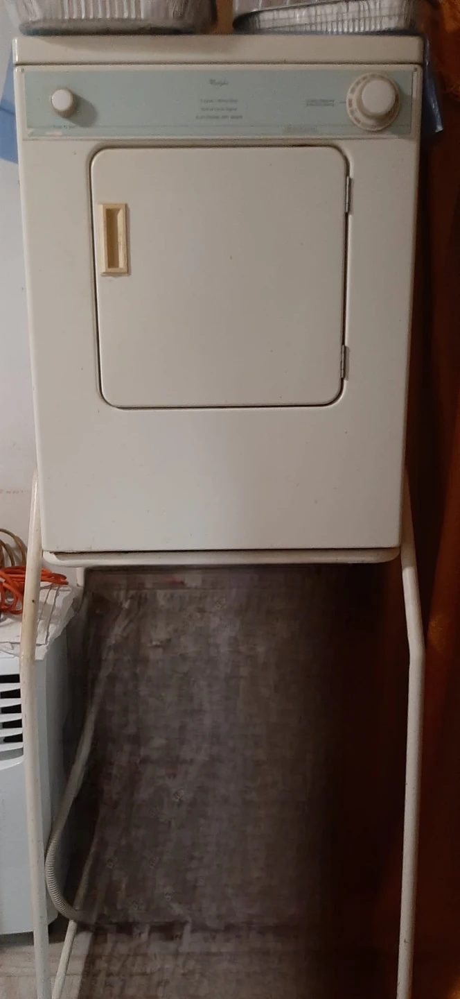 Apt Dryer with stand and attachments