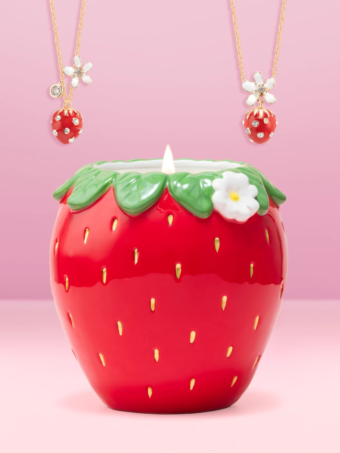 Charmed Aroma Strawberry Necklace Collection Candle