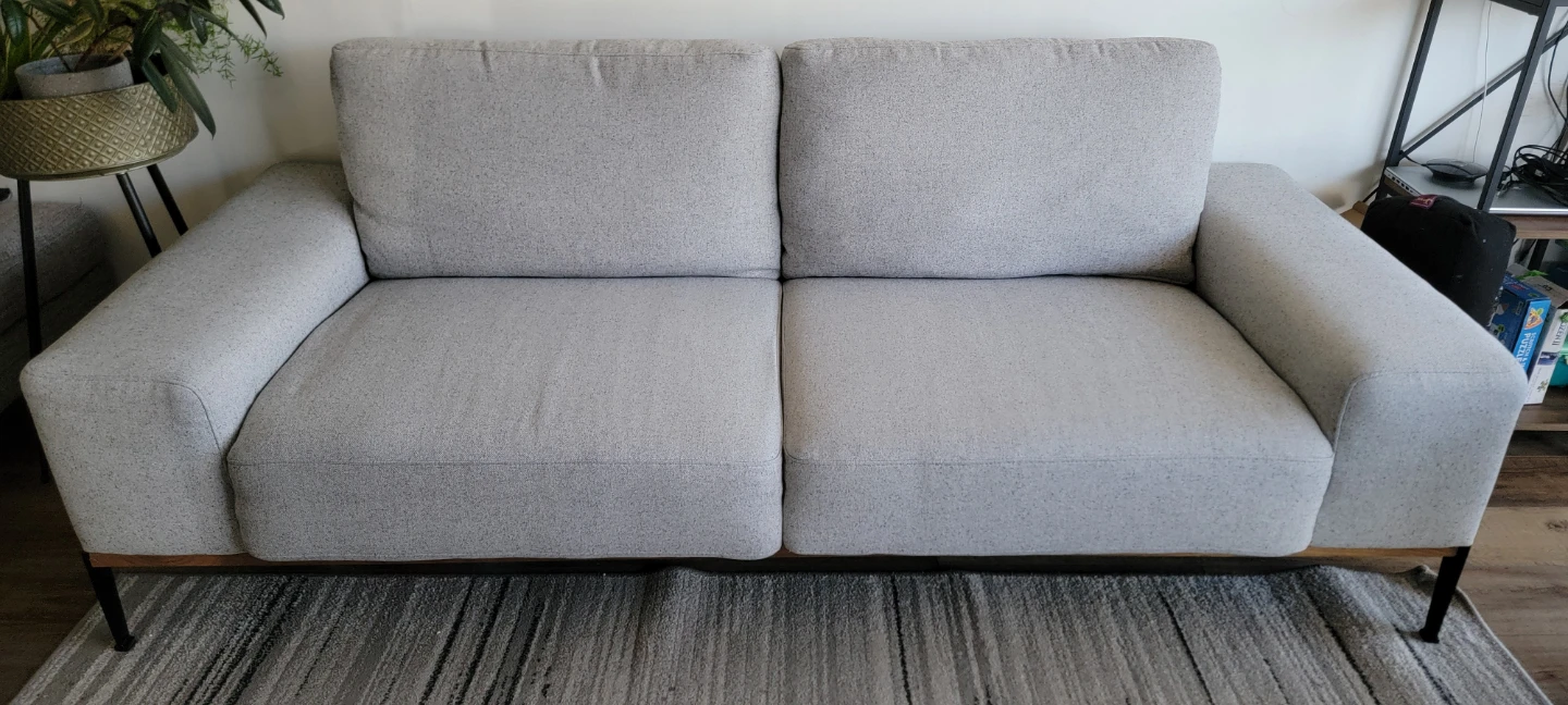Light Grey Three-Seater Sofa with Modern Legs