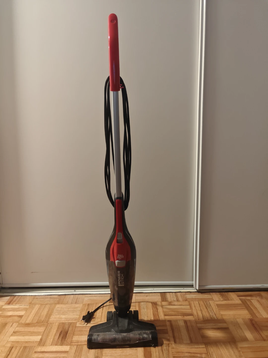 Dirt Devil Power Max Upright Vacuum