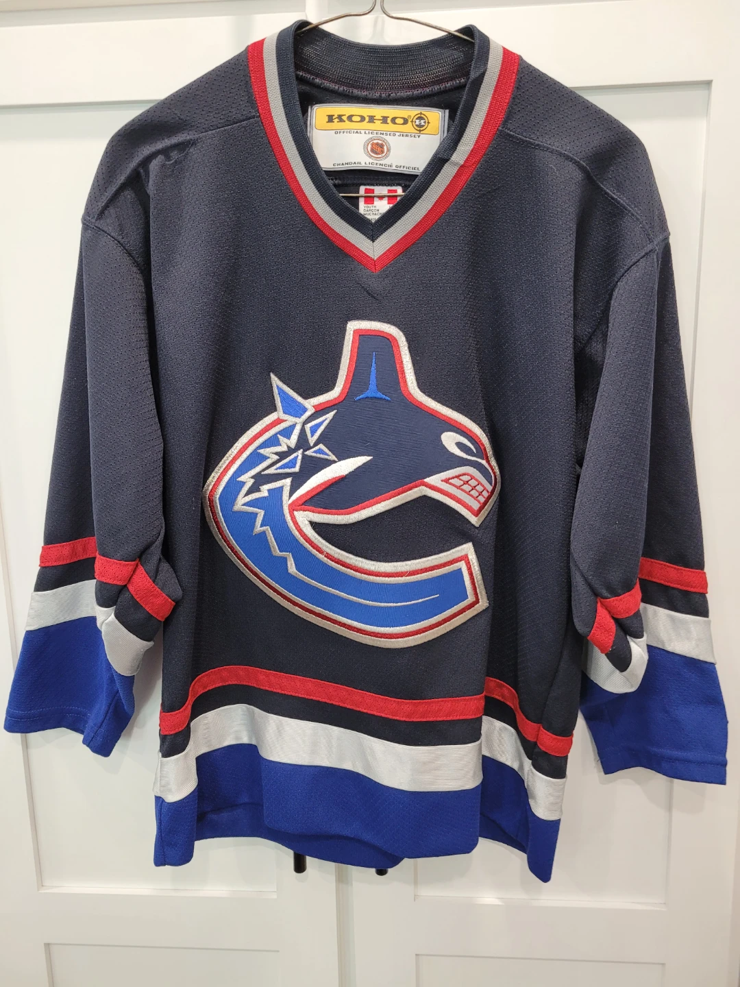 KOho Vancouver Canucks Official Licensed Hockey Jersey Youth