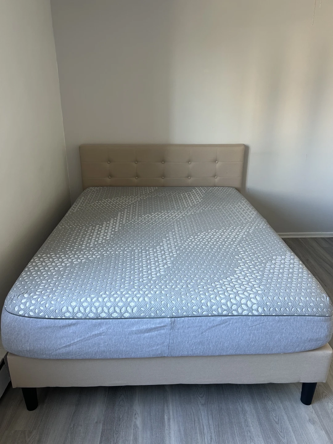 Tufted Headboard Bed Frame or Mattress Queen size price for each - photo 3