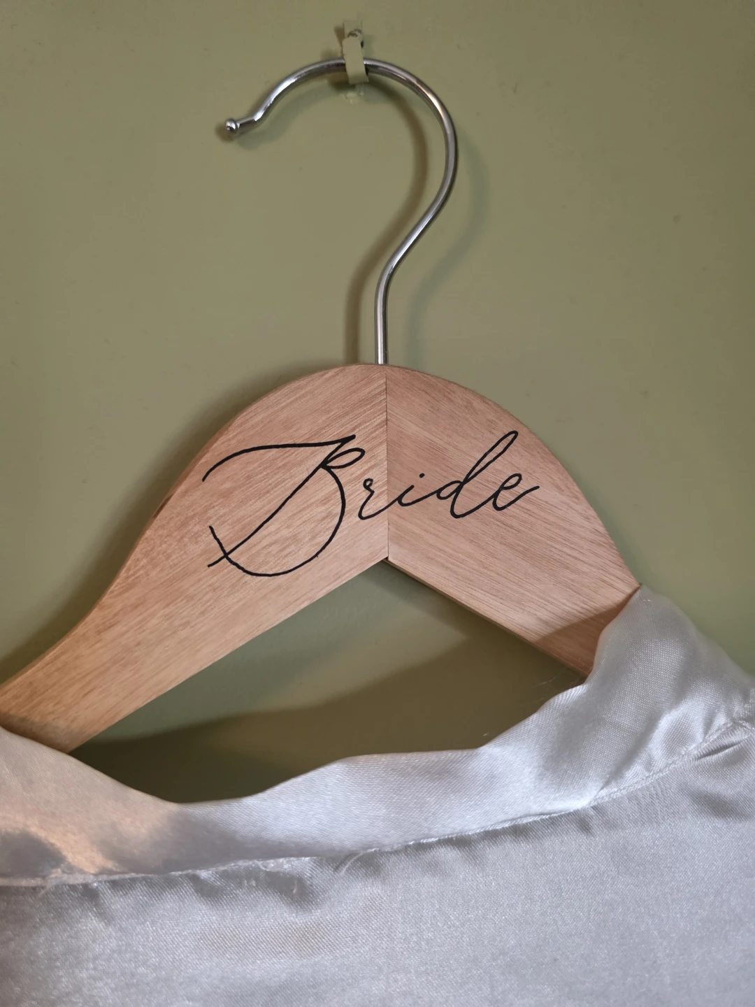 Wooden Bride Hanger and White Satin Robe - photo 2