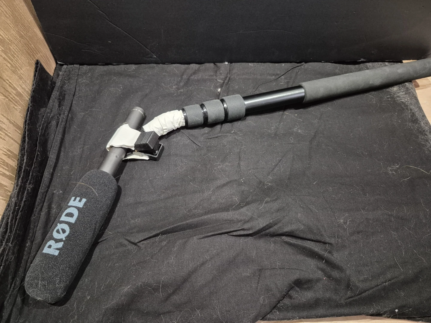 RODE shotgun microphone with pole and cable - photo 3