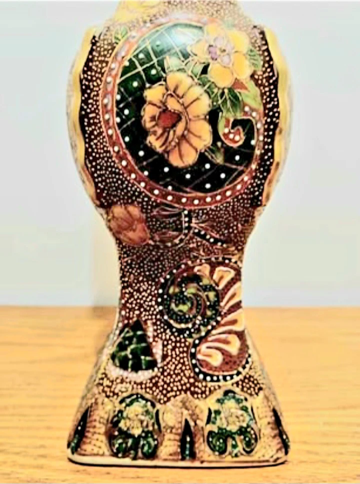 Vtg Satsuma 24Kt Gold Hand Painted Chinese Art Vase - photo 5