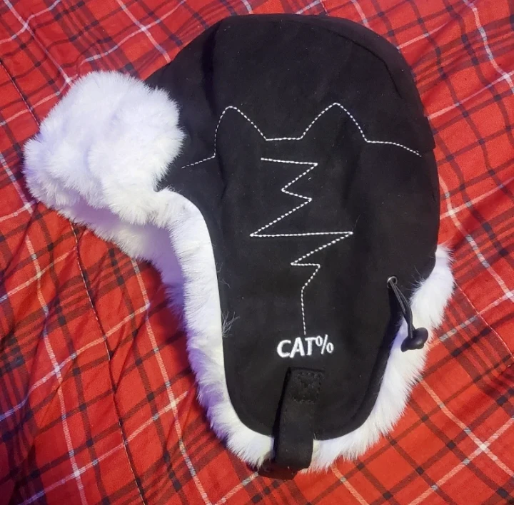 2 Hats For Sale (MUST GO!!!) - photo 2