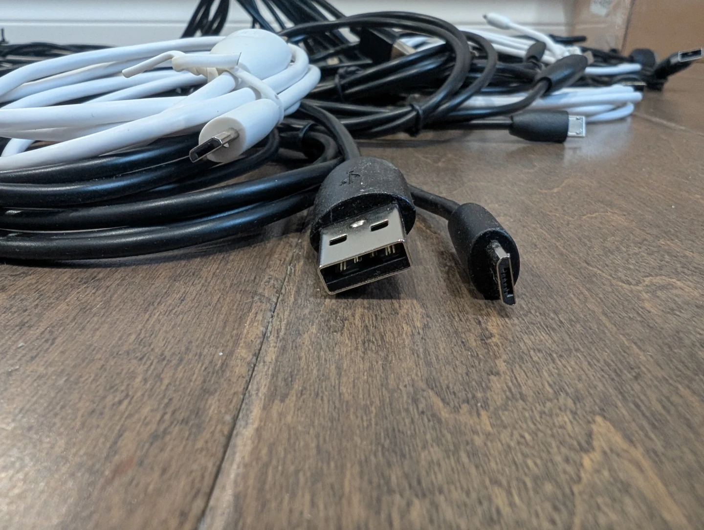 Micro USB B Charging Cables For Sale - photo 2