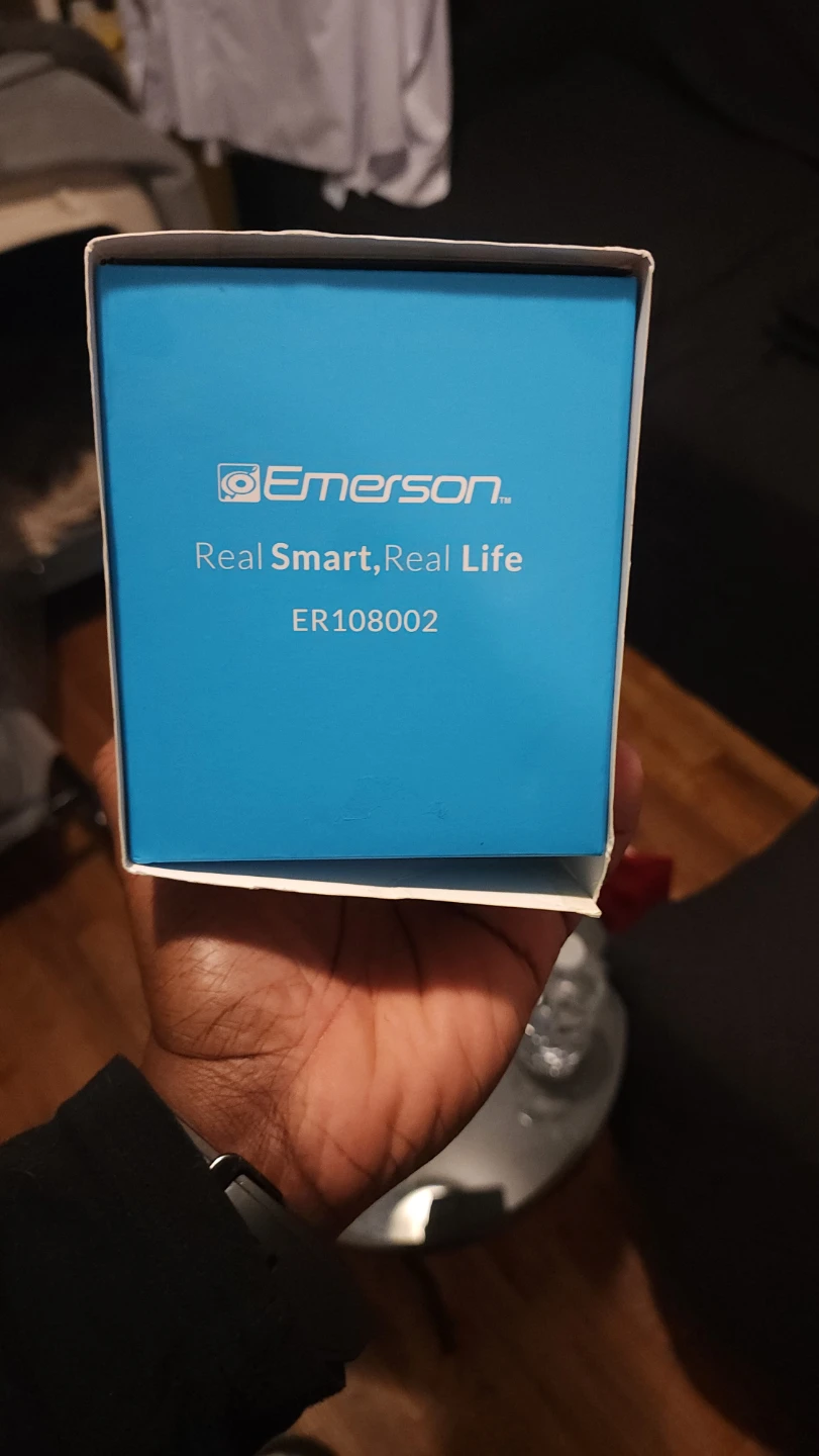 Emerson ER108002 Wireless Security Camera - photo 2
