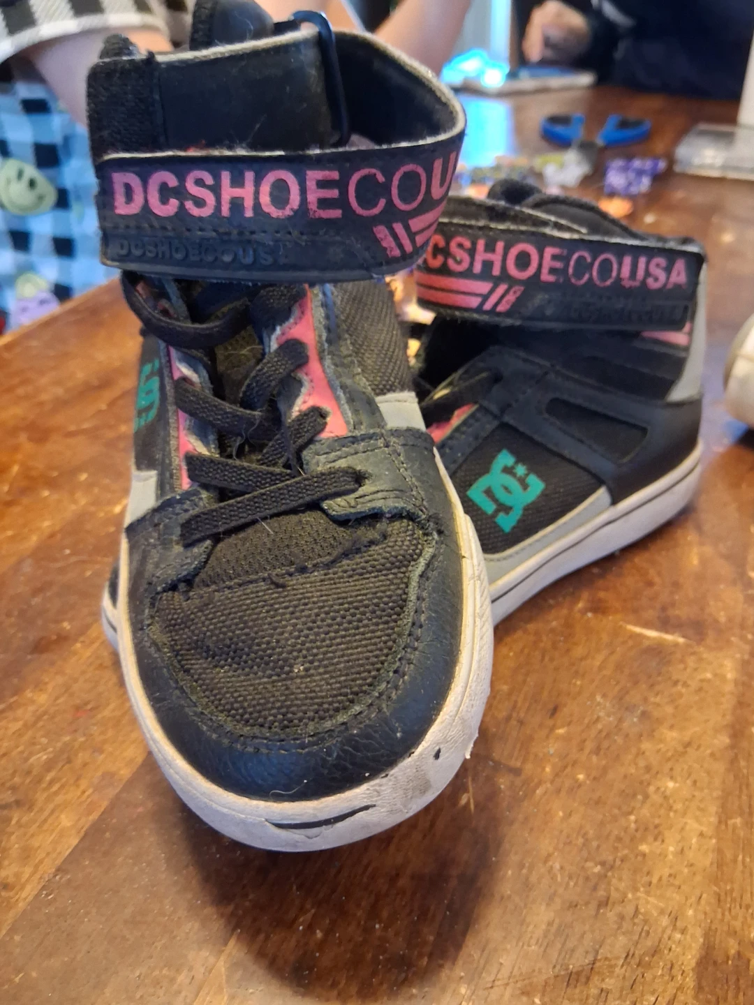 DC Shoes High-Top Sneakers