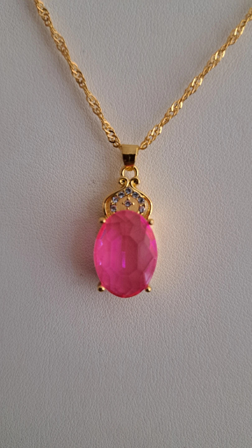Gold Tone Chain Necklace with Pink Oval Pendant